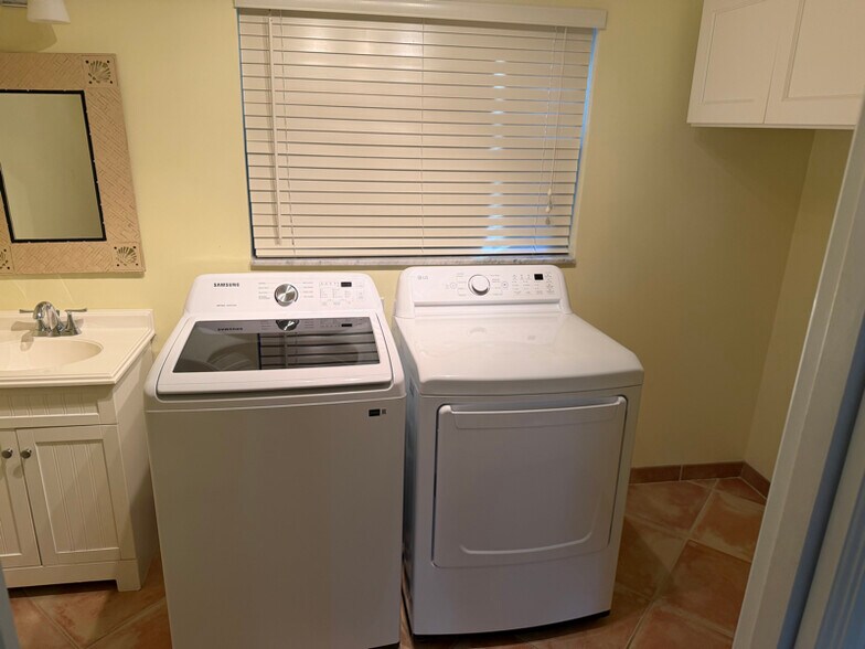 Building Photo - 4916 Paleo Pines Cir