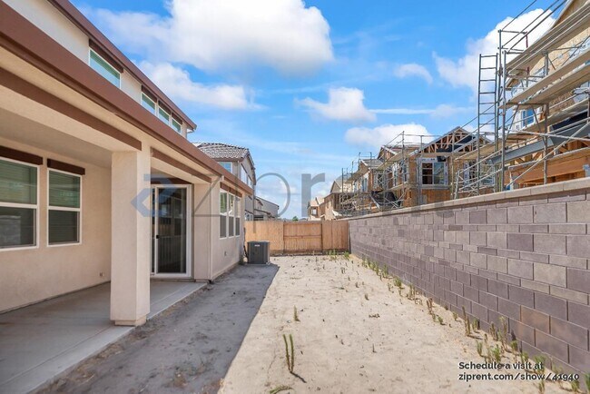 Building Photo - 439 Monastery Dr