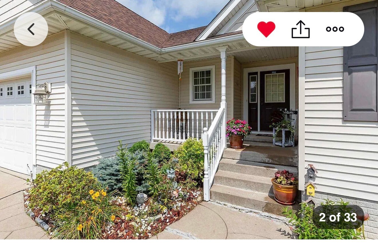 Building Photo - 3900 Sparrow Ct