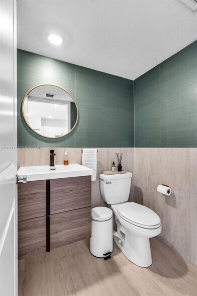 Building Photo - 11927 NW 46th St