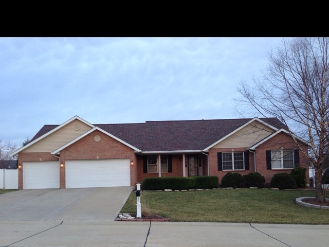 Front view of home where tenant enter and park in single car garage. - 3224 Joel Dr