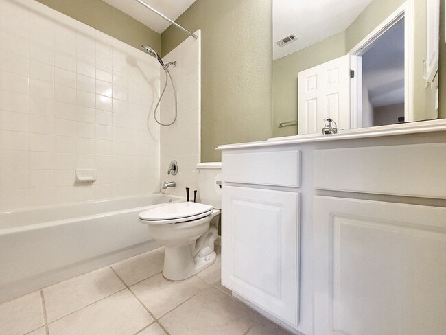 Building Photo - 1617 Sunterro-