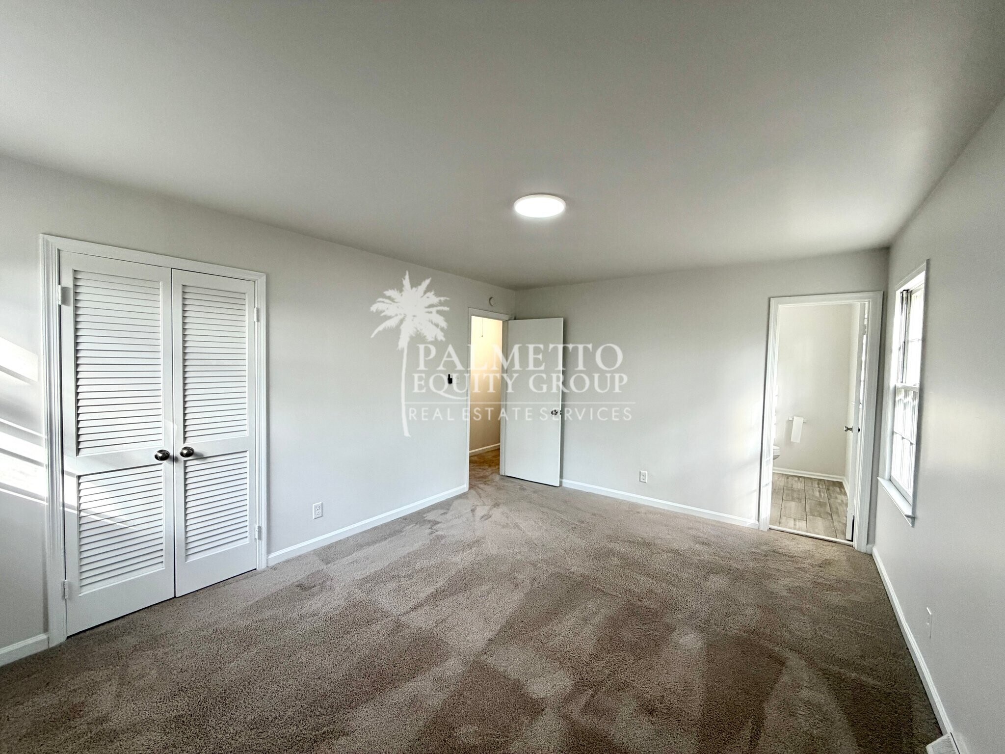 Building Photo - 2210 Waynick St