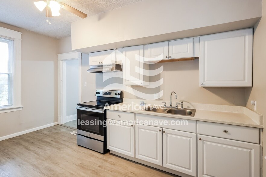 Building Photo - 318 Purcell Ave