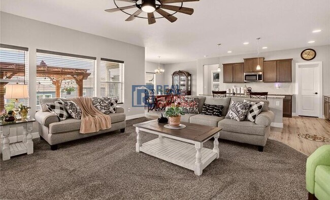 Building Photo - 6687 Rolling Creek Dr