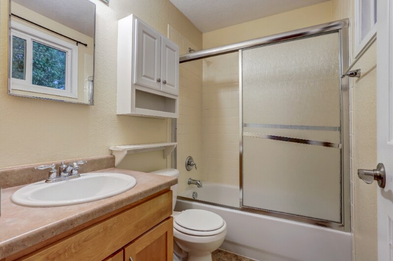 Building Photo - 2403 S Lima Way