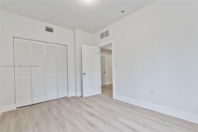 Building Photo - 858 NW 3rd St