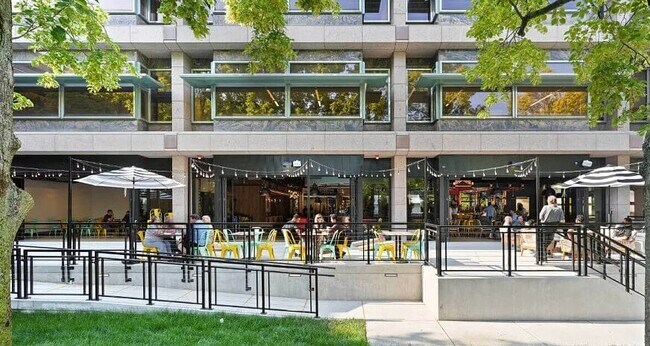 Building Photo - 2635 Lohan Way