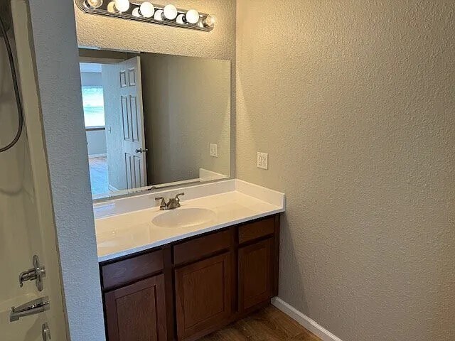 Building Photo - 1007 S Sheridan St