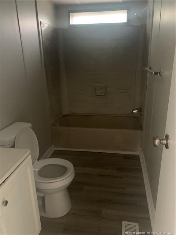 Building Photo - 6415 Wilson Ave