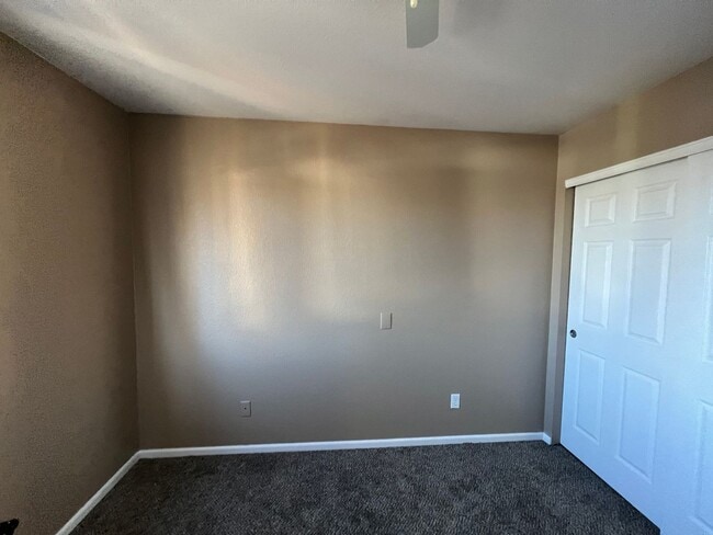 Building Photo - Beautiful 4 Bedroom Home In Wolf Creek Available in March!