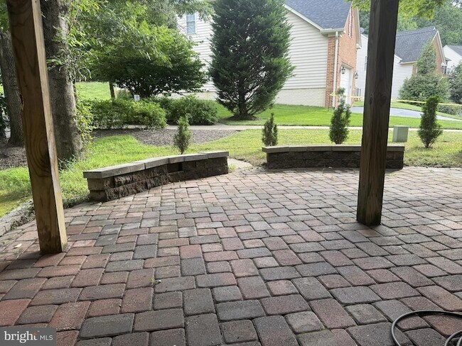 Building Photo - 3008 Hollow Crest Pl