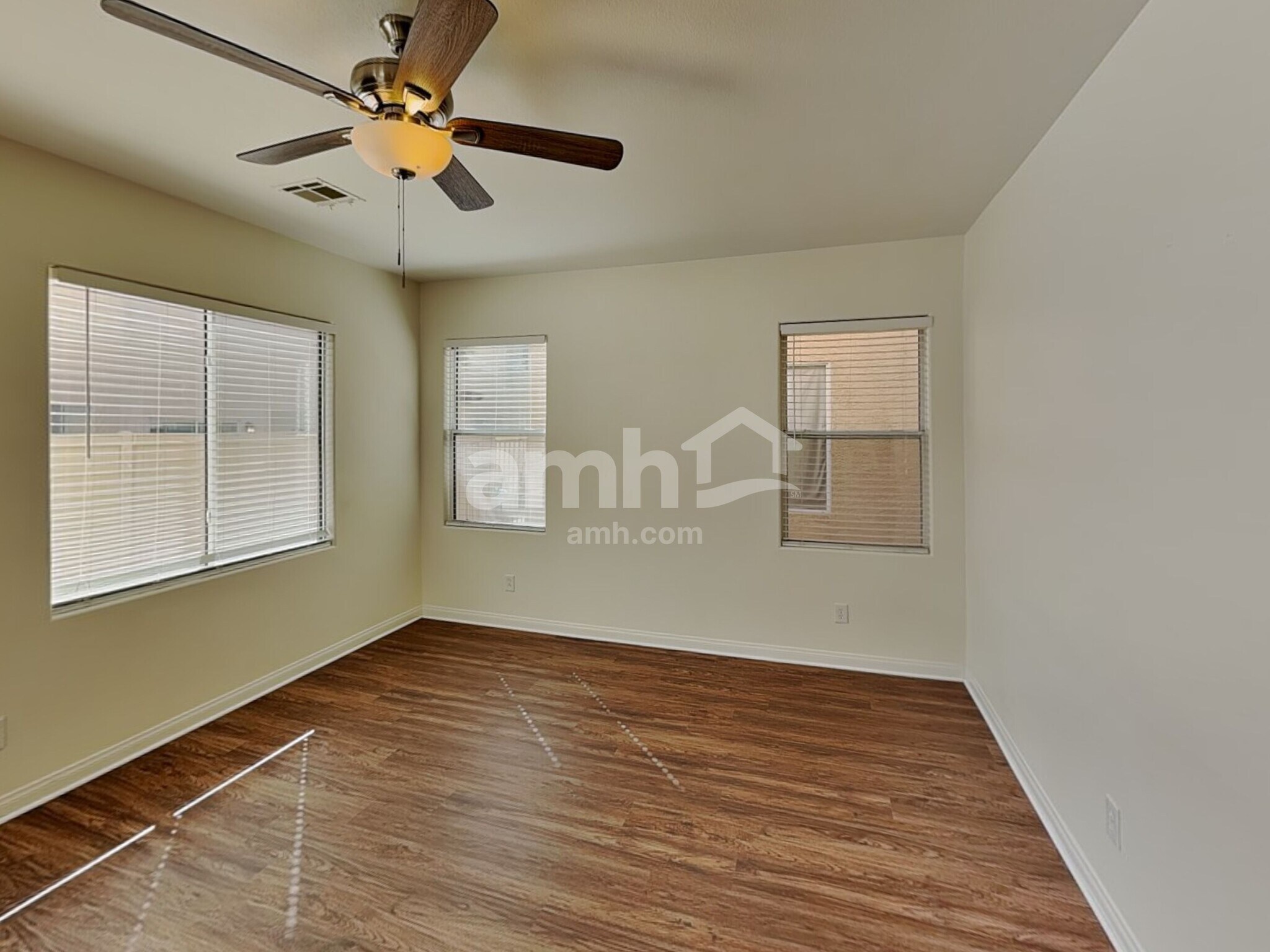 Building Photo - 7960 Imperial Treasure St