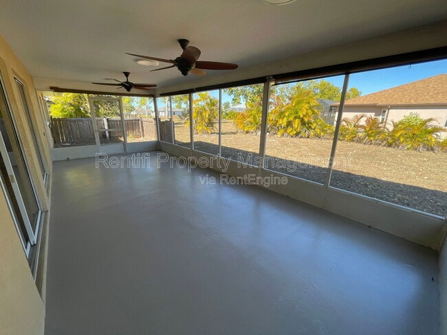 Building Photo - 25486 Avillas Ct