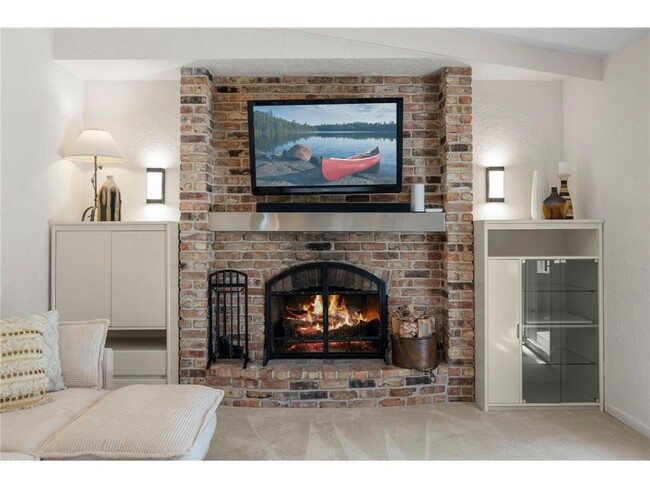 Building Photo - 14641 Crestview Ln