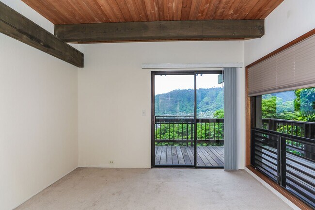 Building Photo - 3368A Anoai Pl