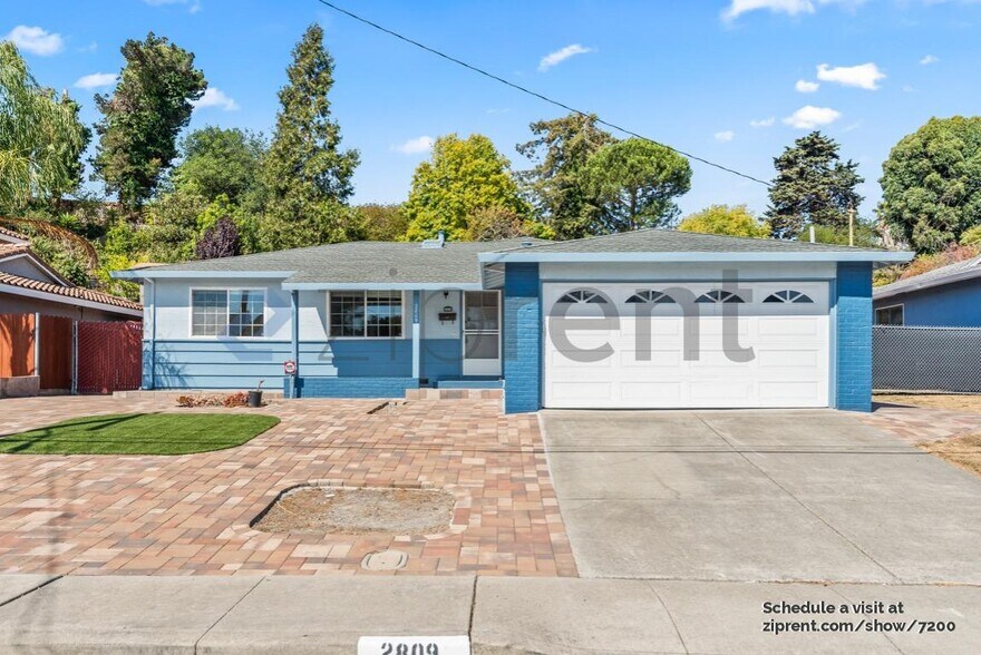 Primary Photo - 2809 Sargent Ave