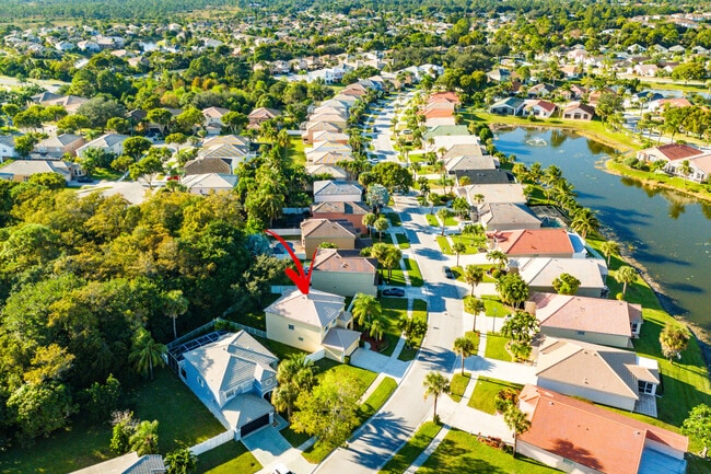 Building Photo - 255 Saratoga Blvd E