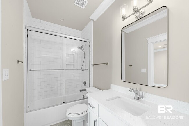 Building Photo - 27085 Park Dr