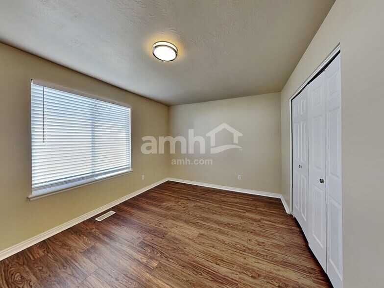 Building Photo - 4059 Lake Mountain Dr