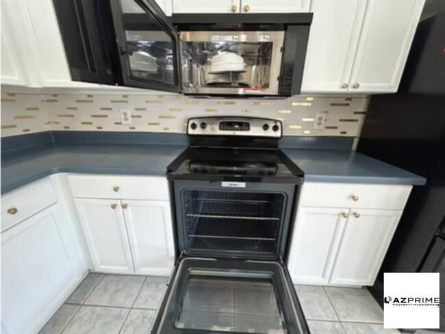 Building Photo - HAPPY HOME