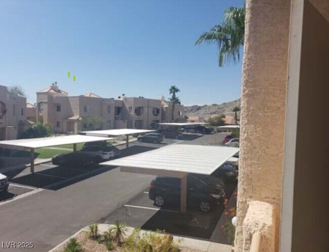 Building Photo - 2200 Highpointe Dr