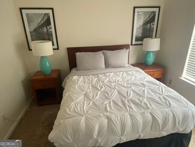 Building Photo - 541 Cascade Hills Ct SW