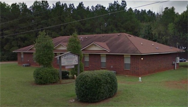 Building Photo - 1000 Desoto Dr