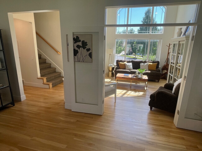 Building Photo - 1369 E 320 N