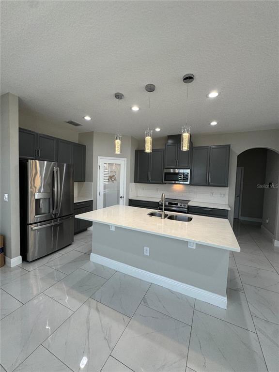 Building Photo - 5300 Pavia Dr