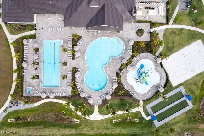 Building Photo - 14275 Pine Lodge Ln