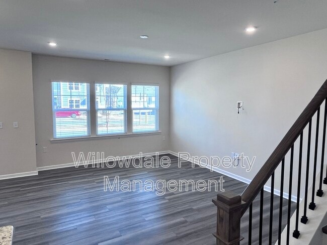 Building Photo - 303 Parker Sta Ave