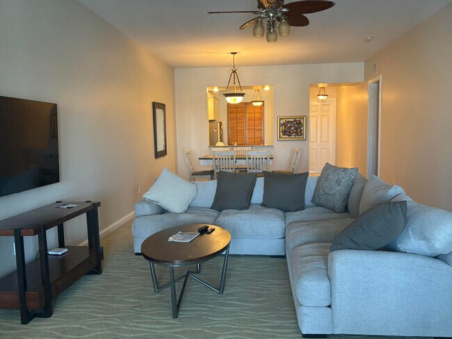 Building Photo - 9 Harbour Isle Dr E