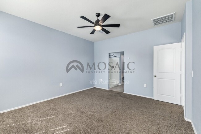 Building Photo - 35349 W San Alvarez Ave