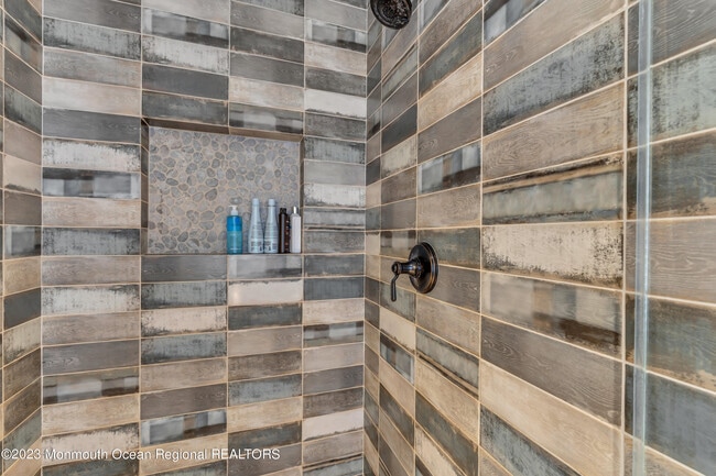 Building Photo - 502 Brighton Ave