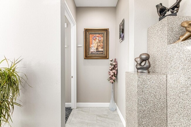 Building Photo - 7611 E Camino Vivaz