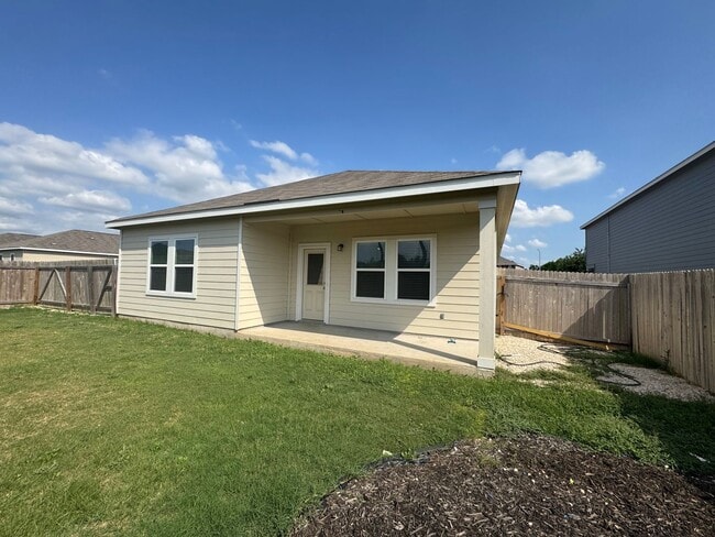 Building Photo - Spacious 4 Bedroom 3 Full Bath home in the Liberte Community!