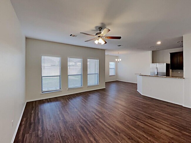 Building Photo - 18226 Amalfi Coast Dr