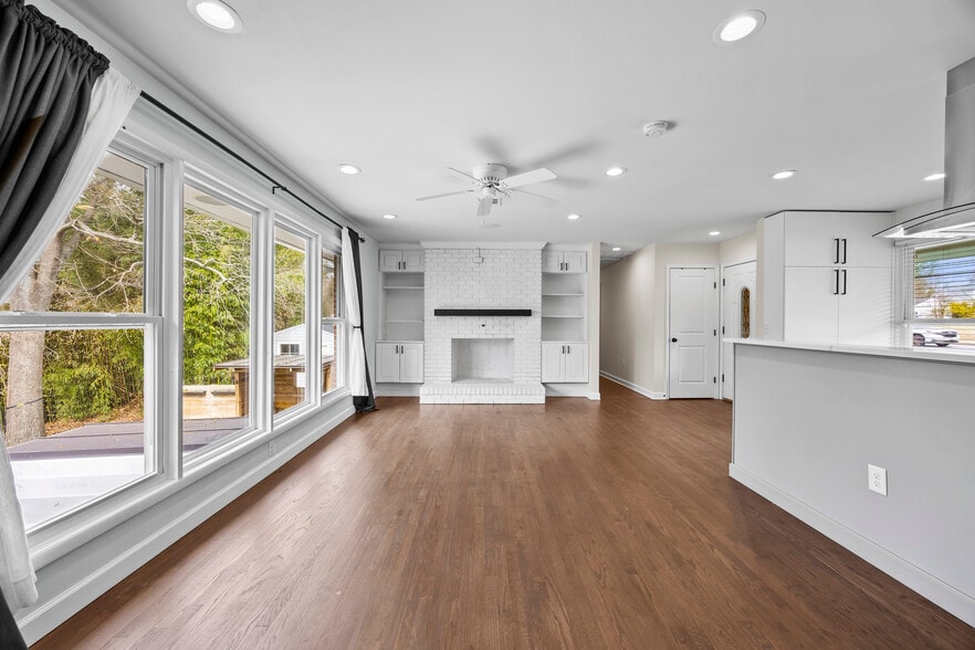 Building Photo - 8312 Savage Guilford Rd