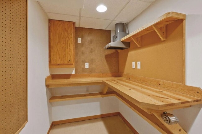 Building Photo - 4539 Bloomington Ave