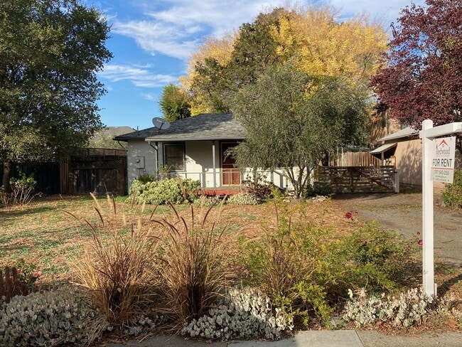 Primary Photo - 2 Bedroom 1 Bathroom Single Family Home ju...