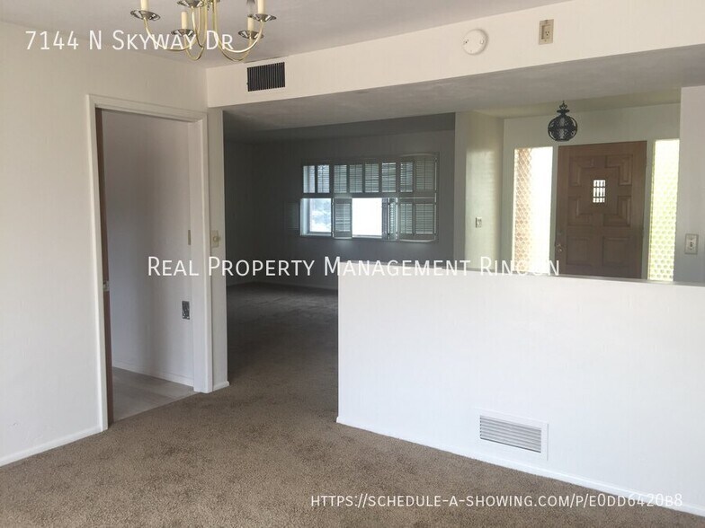 Building Photo - 7144 N Skyway Dr