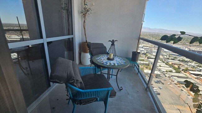 Building Photo - ***GORGEOUS FURNISHED 1 BEDROOM CONDO AT A...