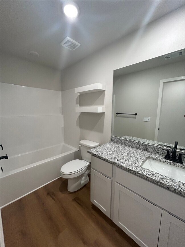 Building Photo - 623 Cosmos St