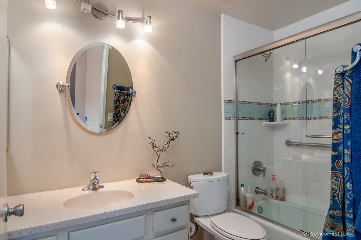 Building Photo - 1047 Santa Helena Park Ct