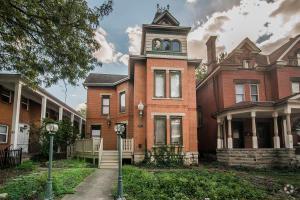 Building Photo - King Ave 53-55 CR