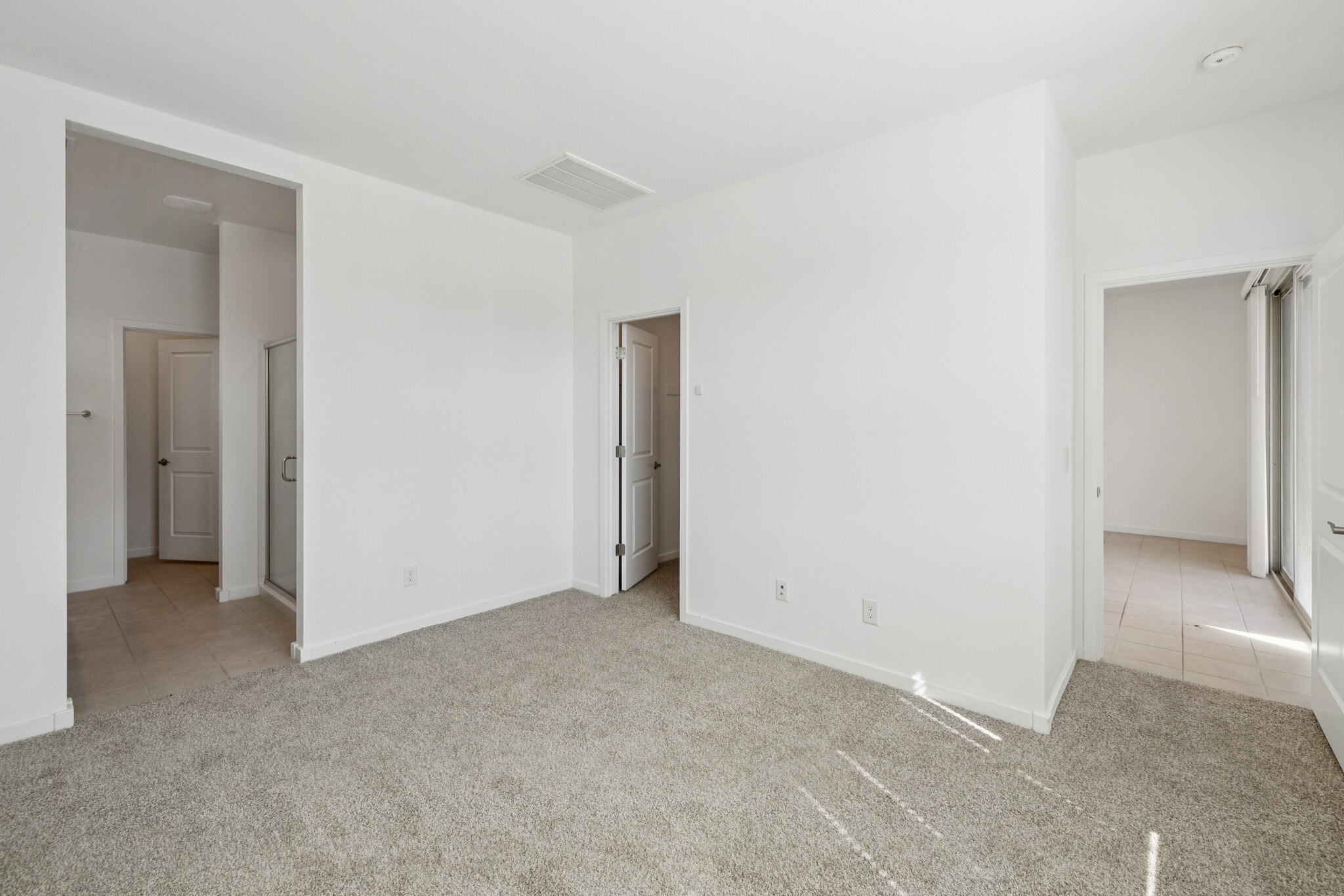 Building Photo - 4325 W Allen St