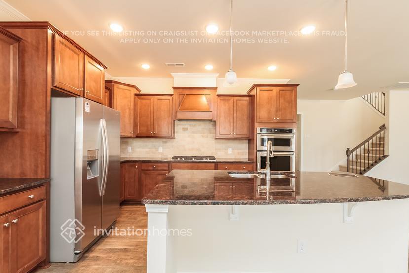 Building Photo - 12828 Stella Belle Dr