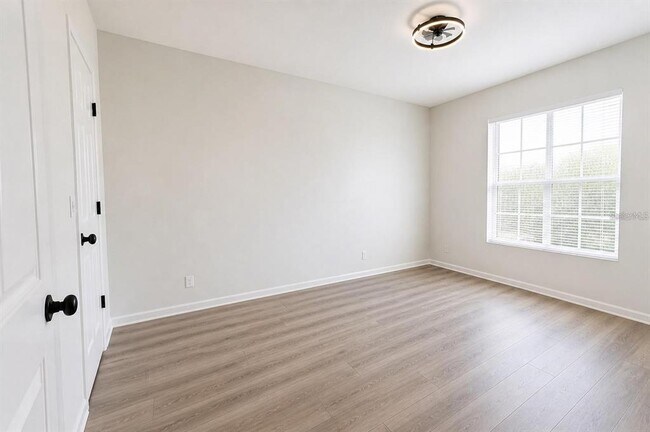Building Photo - 6380 Contessa Dr
