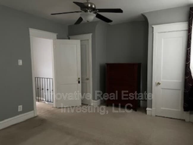 Building Photo - 4806 McKean Ave